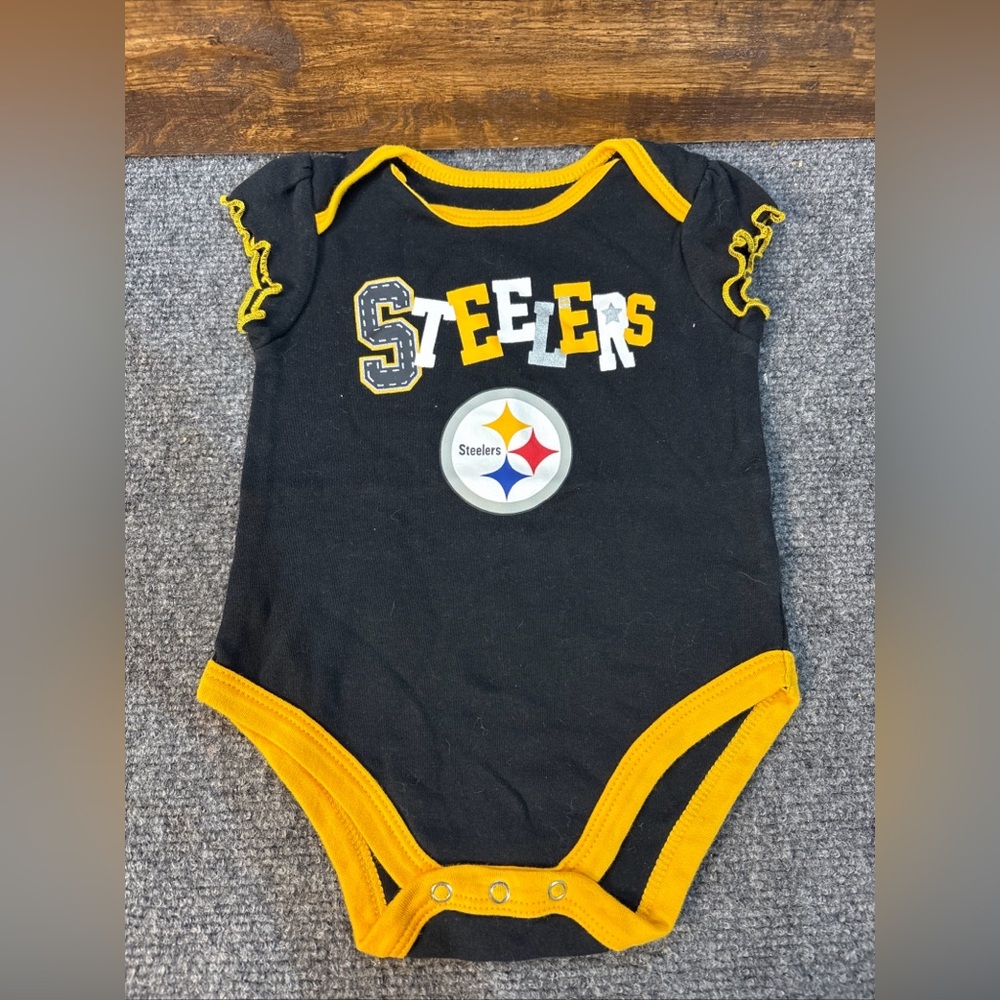 PITTSBURGH STEELERS NFL Infant Girl One Piece Body Suit Creeper 3-6 Months